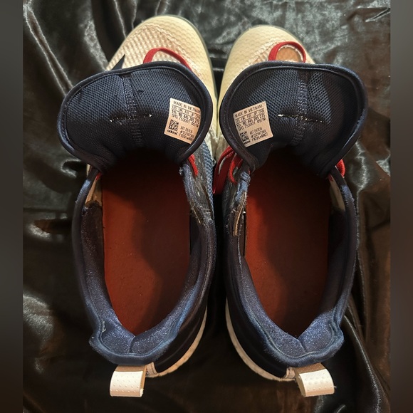 Adidas Volleyball Shoes - Picture 7 of 7